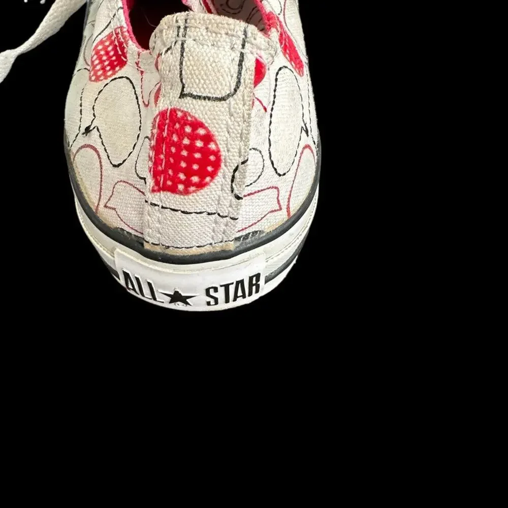 Converse cutest ever